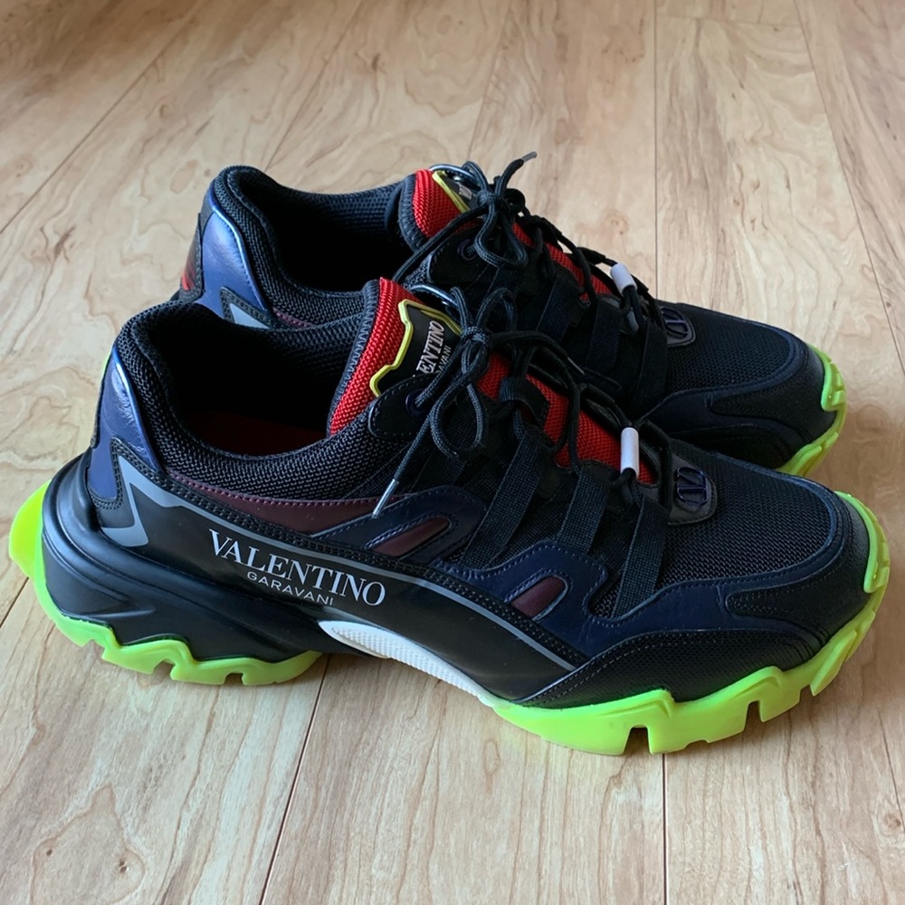 Valentino Garavani men’s sneakers black/ neon green
